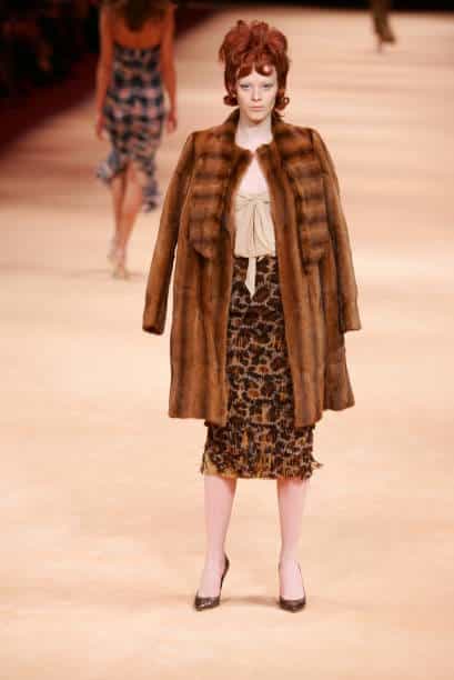 THE MAN WHO KNEW TOO MUCH MCQUEEN - FW 2005 4 THE MAN WHO KNEW TOO MUCH MCQUEEN FW 2005