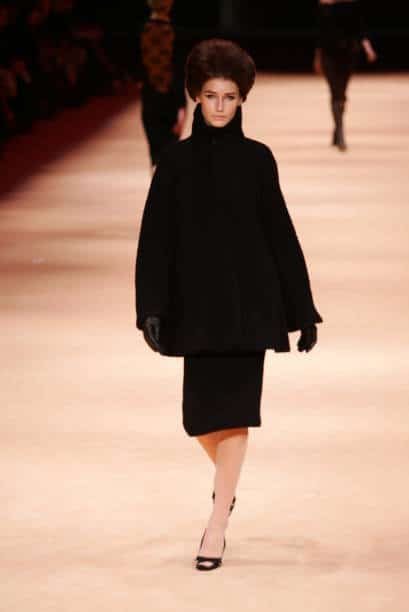 THE MAN WHO KNEW TOO MUCH MCQUEEN - FW 2005 16 THE MAN WHO KNEW TOO MUCH MCQUEEN FW 2005