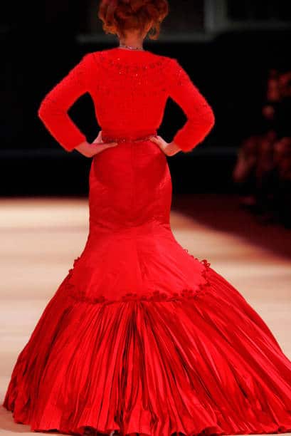 THE MAN WHO KNEW TOO MUCH MCQUEEN - FW 2005 2 THE MAN WHO KNEW TOO MUCH MCQUEEN FW 2005