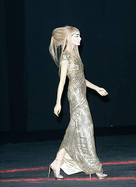 "IN MEMORY OF ELIZABETH HOWE SALEM 1692" ALEXANDER MCQUEEN F/W 2007 8 "IN MEMORY OF ELIZABETH HOWE SALEM 1692" ALEXANDER MCQUEEN F/W 2007