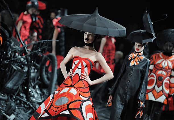 "THE HORN OF PLENTY: EVERYTHING BUT THE KITCHEN SINK" ALEXANDER MCQUEEN F/W 2009 6 THE HORN OF PLENTY-ALEXANDER MCQUEEN FW 2009